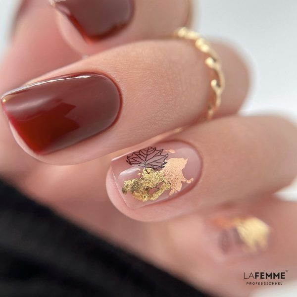 Uñas Rojo Caoba