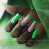 uñas verde neón
