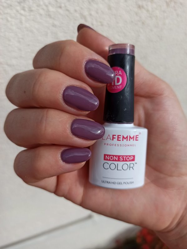 Uñas Moradas