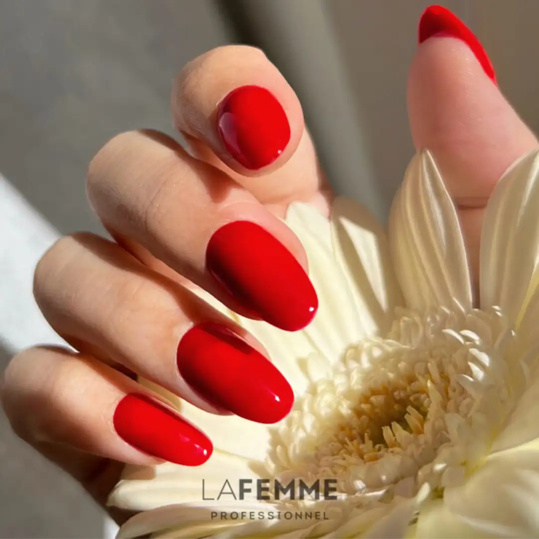Uñas rojas Z010 cat eye esmalte semipermanente