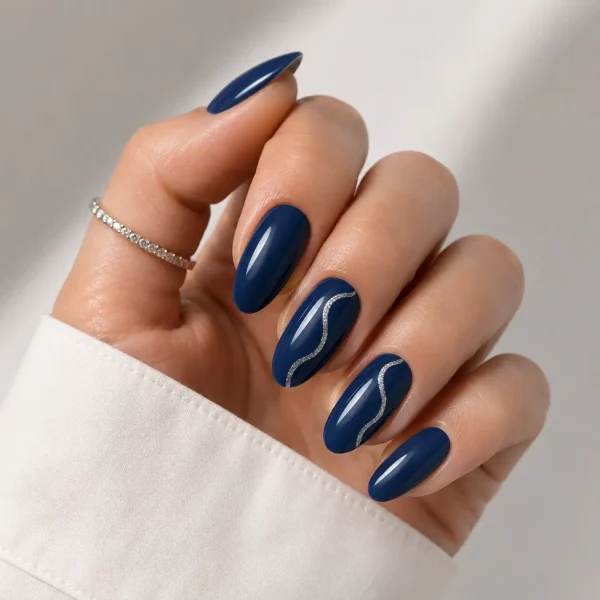 Esmalte Semipermanente Azul Oscuro H315 8g La Femme