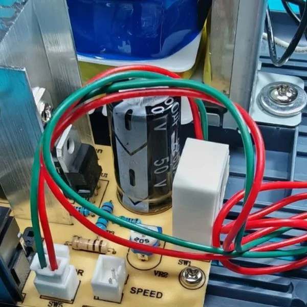 Bobina de torno de uñas Saeshin reparada por Upsala Cosmetic